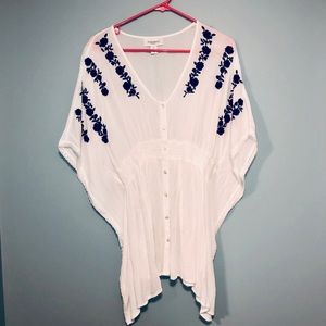 Motherhood maternity white blouse size small!